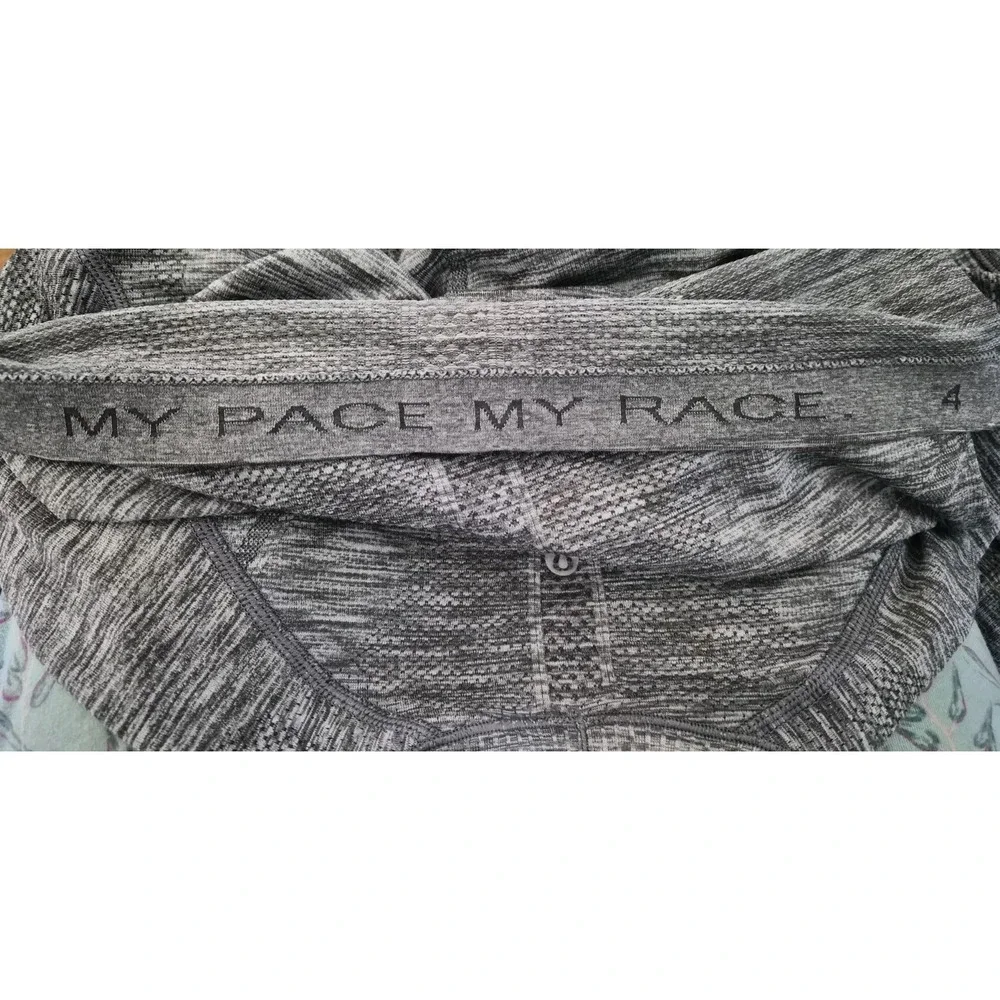 Lululemon Swiftly Tech Long Sleeve Shirt Two Tone Black/Grey Size 4‎ Athleisure